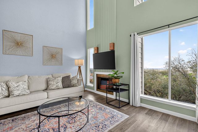 400 Hi There 104, Horseshoe Bay, TX 78657