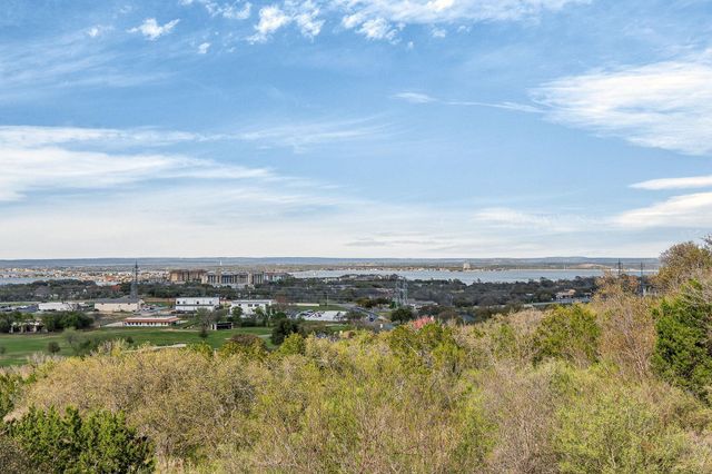 400 Hi There 104, Horseshoe Bay, TX 78657