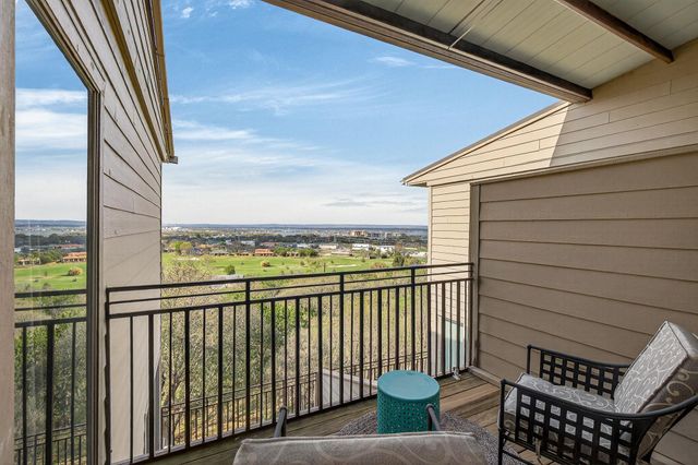 400 Hi There 104, Horseshoe Bay, TX 78657