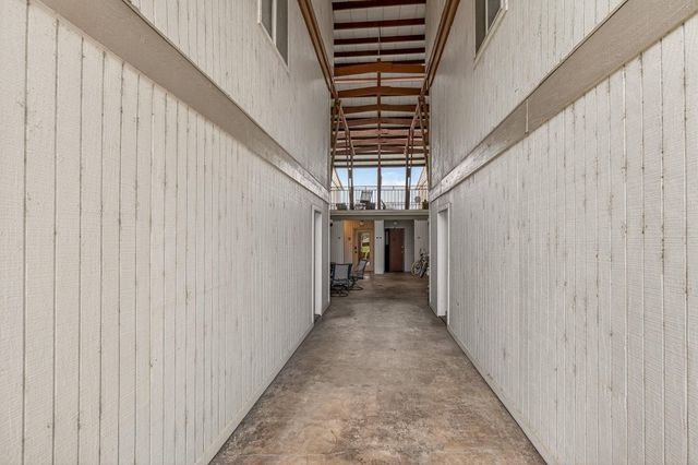 400 Hi There 104, Horseshoe Bay, TX 78657