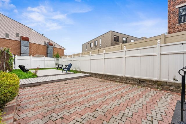 24 PARK ST, Jc, Journal Square, NJ 07304