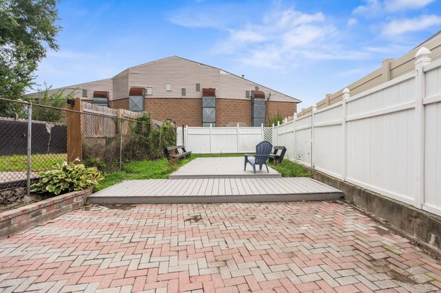 24 PARK ST, Jc, Journal Square, NJ 07304