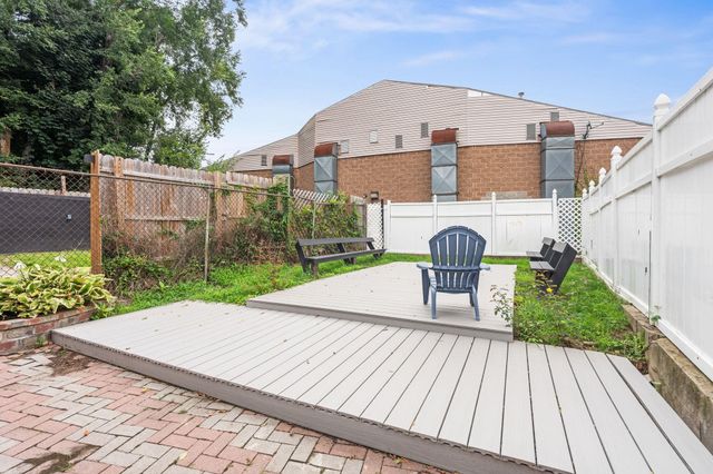 24 PARK ST, Jc, Journal Square, NJ 07304