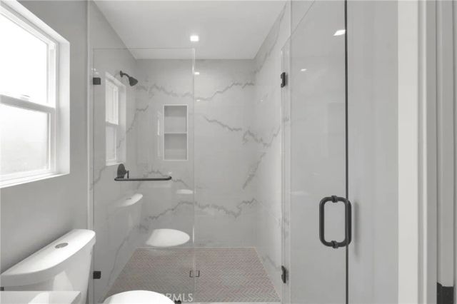 6327 California Avenue, Long Beach, CA 90805