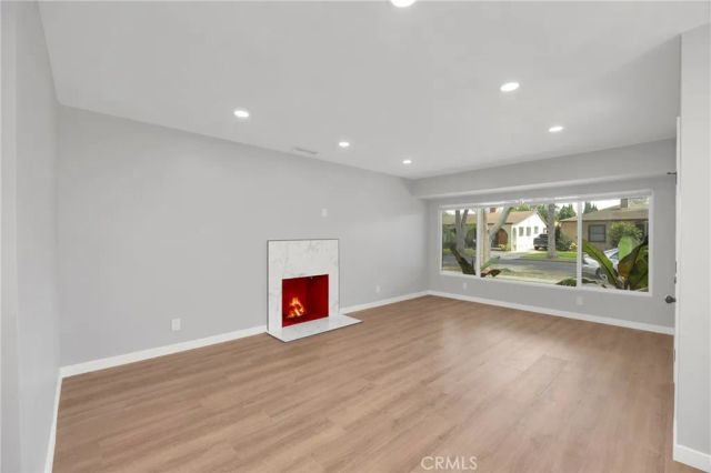 6327 California Avenue, Long Beach, CA 90805