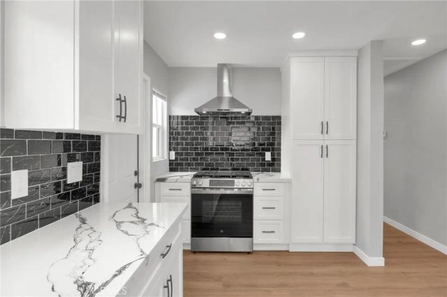 6327 California Avenue, Long Beach, CA 90805