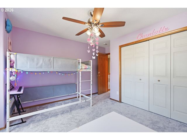 14884 Se STANHOPE Rd, Clackamas, OR 97015