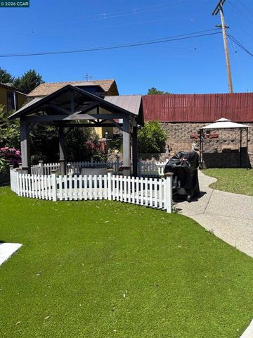 694 Renfrew Rd, El Sobrante, CA 94803