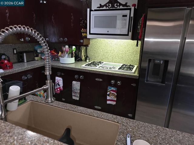 694 Renfrew Rd, El Sobrante, CA 94803