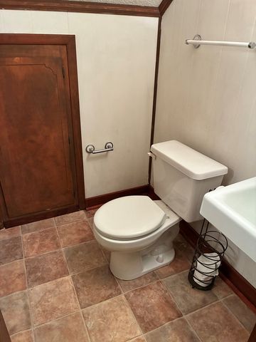1304 Burbank St., Dothan, AL 36303