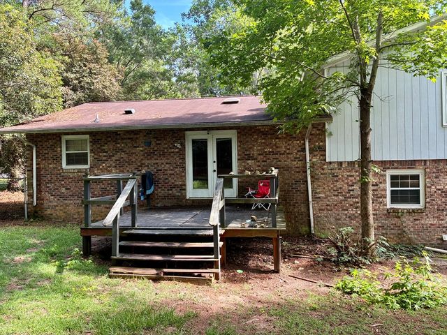 1304 Burbank St., Dothan, AL 36303
