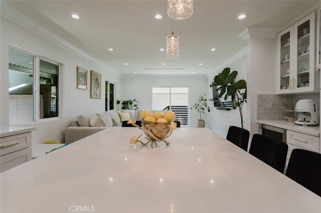 14232 Hart, Van Nuys, CA 91405