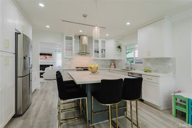14232 Hart, Van Nuys, CA 91405
