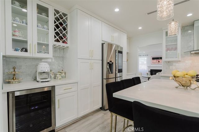 14232 Hart, Van Nuys, CA 91405