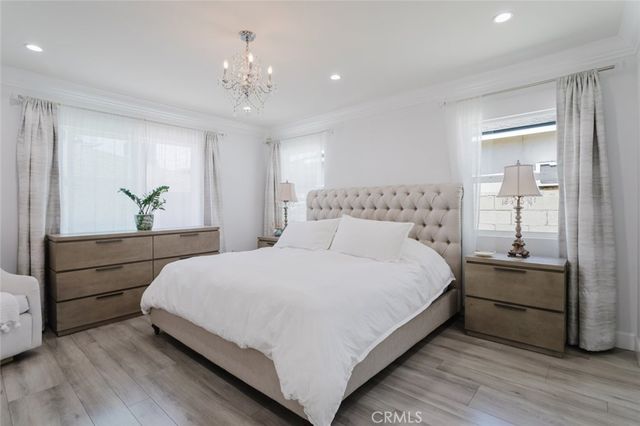14232 Hart, Van Nuys, CA 91405
