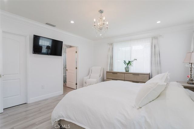 14232 Hart, Van Nuys, CA 91405