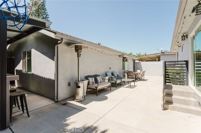 14232 Hart, Van Nuys, CA 91405