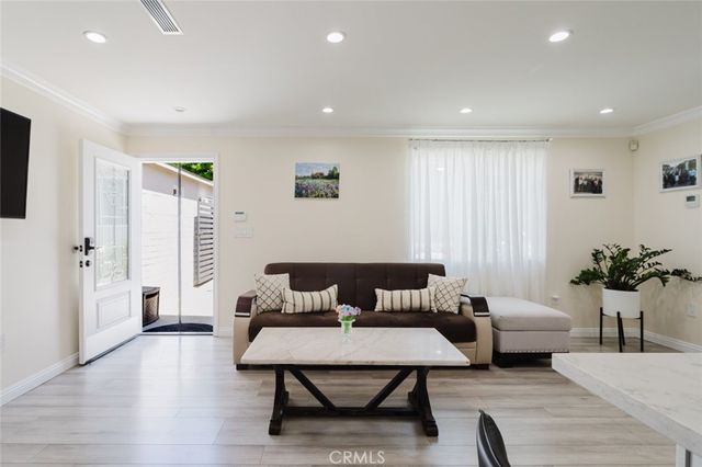 14232 Hart, Van Nuys, CA 91405