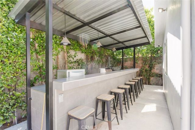 14232 Hart, Van Nuys, CA 91405