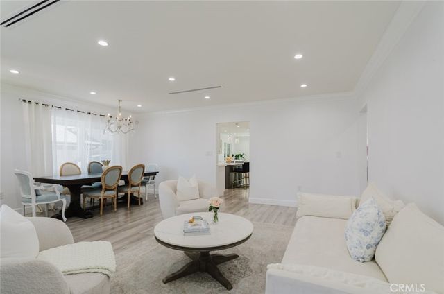 14232 Hart, Van Nuys, CA 91405