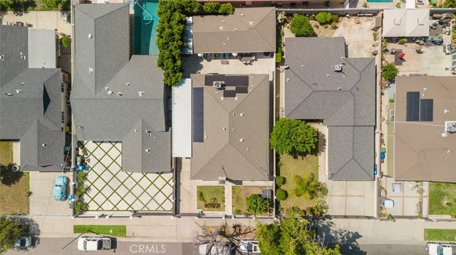 14232 Hart, Van Nuys, CA 91405