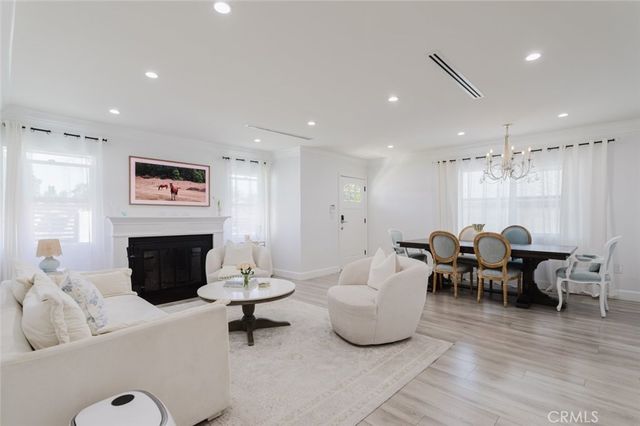 14232 Hart, Van Nuys, CA 91405