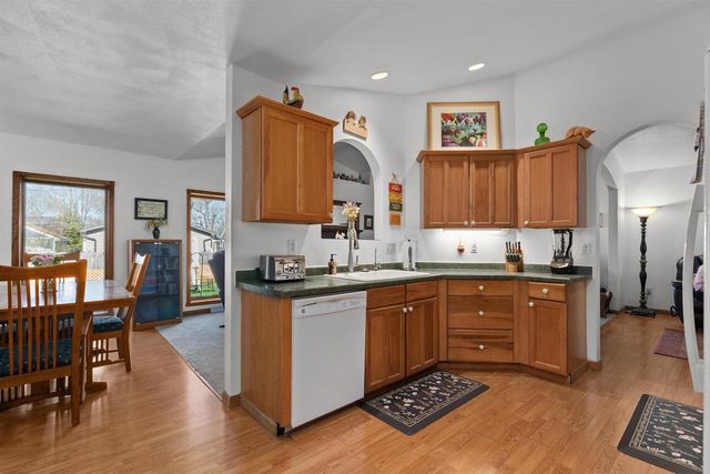 619 KNIGHT AVENUE, Neenah, WI 54956