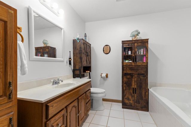 619 KNIGHT AVENUE, Neenah, WI 54956