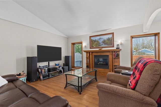 619 KNIGHT AVENUE, Neenah, WI 54956