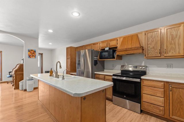 619 KNIGHT AVENUE, Neenah, WI 54956