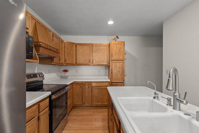 619 KNIGHT AVENUE, Neenah, WI 54956