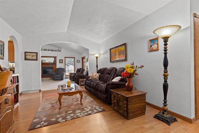 619 KNIGHT AVENUE, Neenah, WI 54956