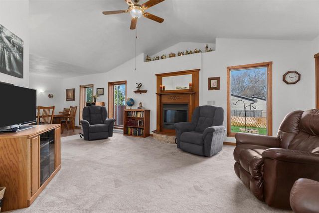 619 KNIGHT AVENUE, Neenah, WI 54956