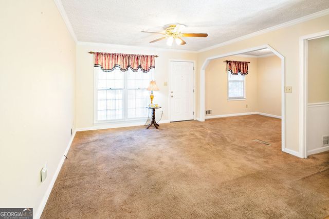 1538 Spring Valley Circle, Griffin, GA 30223