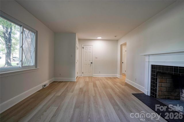 6109 Robinson Church Road, Charlotte, NC 28215
