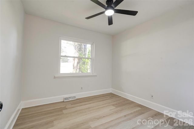 6109 Robinson Church Road, Charlotte, NC 28215