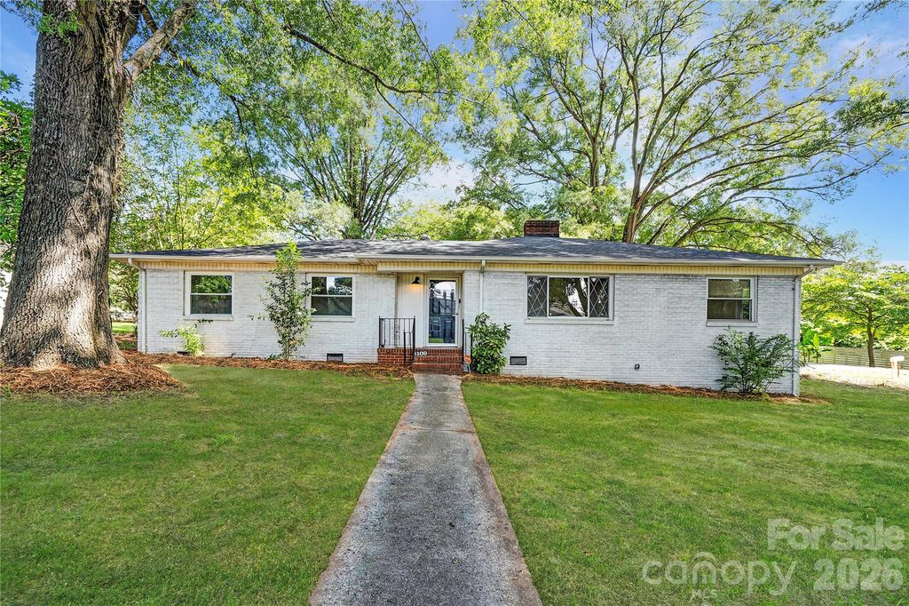 6109 Robinson Church Road, Charlotte, NC 28215