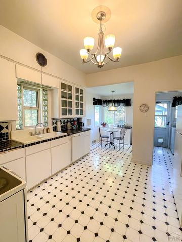 714 Belleview Ave, La Junta, CO 81050