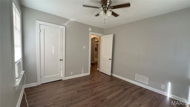 835 Elias Avenue, St Louis, MO 63147