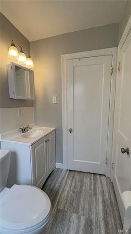 835 Elias Avenue, St Louis, MO 63147