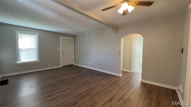 835 Elias Avenue, St Louis, MO 63147