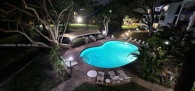 6060 S Falls Cir Drive 313, Lauderhill, FL 33319