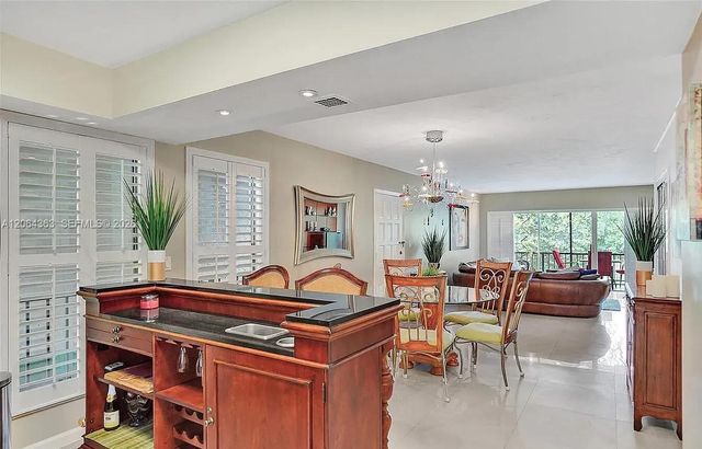 6060 S Falls Cir Drive 313, Lauderhill, FL 33319