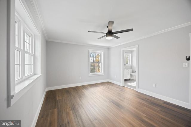 1322 W KING RD, Malvern, PA 19355