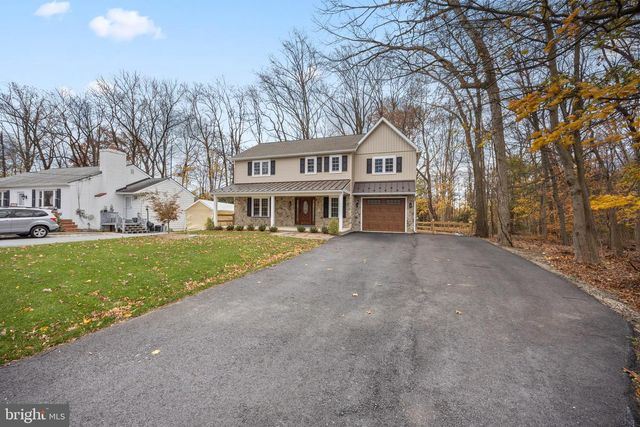 1322 W KING RD, Malvern, PA 19355