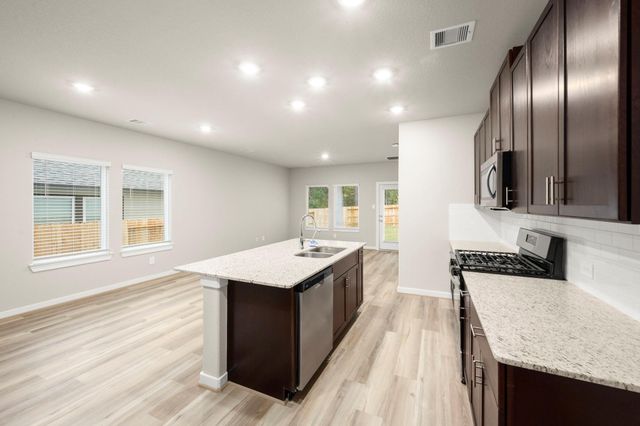 18733 Timber Glen Drive, Conroe, TX 77316