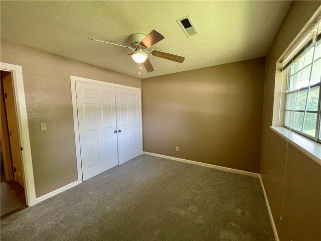 1607 McRay Avenue, Springdale, AR 72762