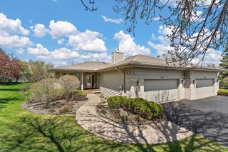 8914 Hilloway Road, Eden Prairie, MN 55347