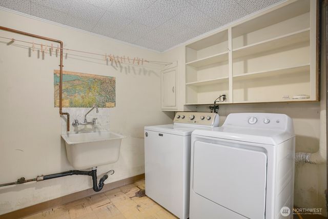 11880 NE 36th Place, Bellevue, WA 98005
