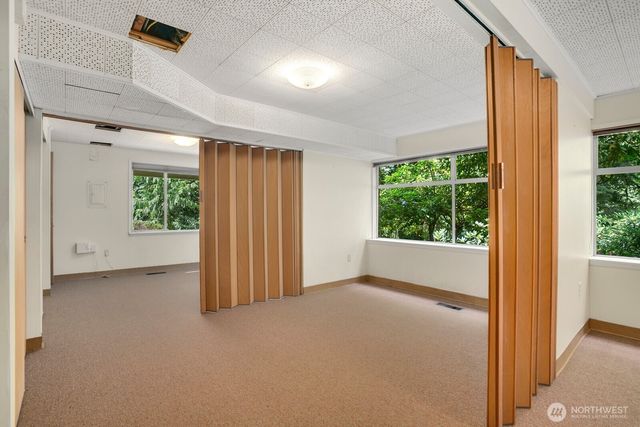 11880 NE 36th Place, Bellevue, WA 98005